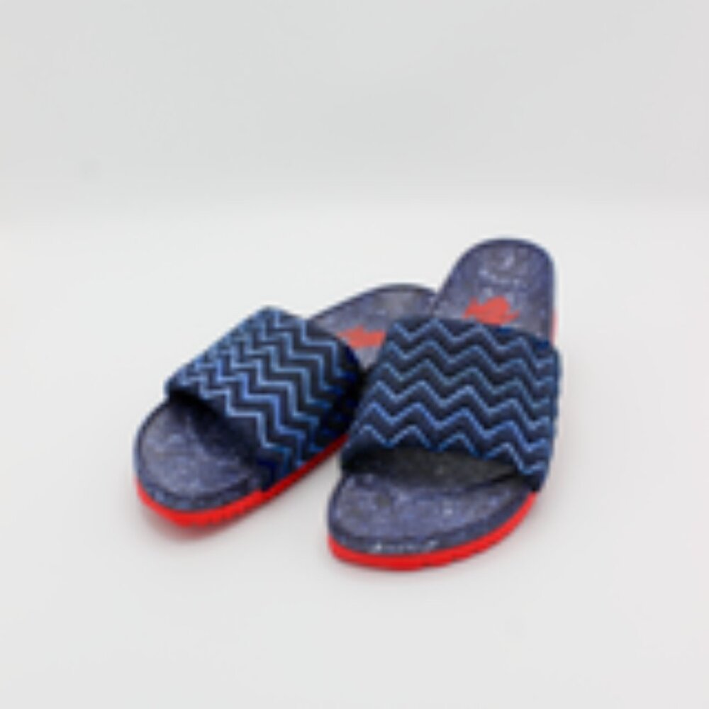 Rabbit Black and Blue Slide Sandals - Size W7/M8